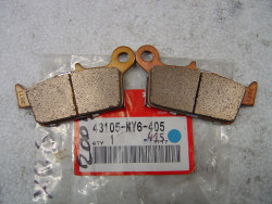 Un jeu de plaquettes de frein AR pour XR650I 93-95 idem 43105MY6415