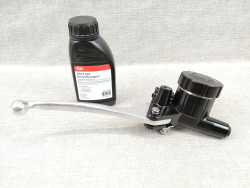 maitre cylindre rond (pour 2 disques) + liquide de frein DOT4