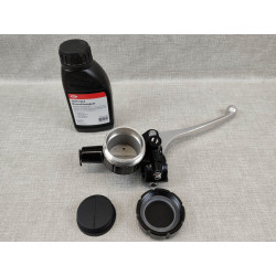 maitre cylindre rond (pour 2 disques) + liquide de frein DOT4