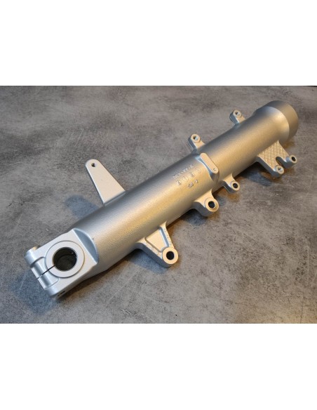 Fourreau de fourche coté droit GL1800 GOLDWING 2007-2010 HONDA 51420-MCA-H51