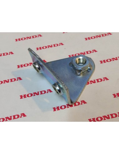 Support garde boue arrière NA50 NC50 1977-1981 HONDA 80104-147-000