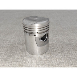 Piston cote +0.75 pour  SS50 / CF120 F (marqué CF120A) HONDA 13104-051-000