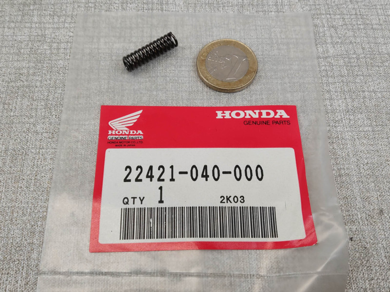 Ressort d'embrayage ST70 82-96 C50M CF70 Ch HONDA 22421-040-000