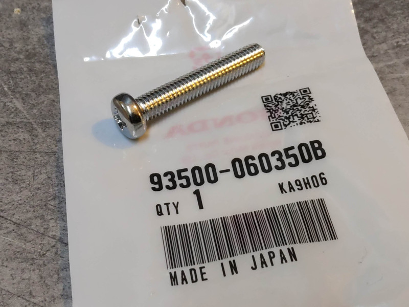 Vis carter huile 6x35 mm CL72 CL77 SCRAMBLER HONDA 93500-060350B