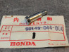 Vis à tête épaulée 8x40 mm P50 PC50 PM50 P25 HONDA 90149-044-000
