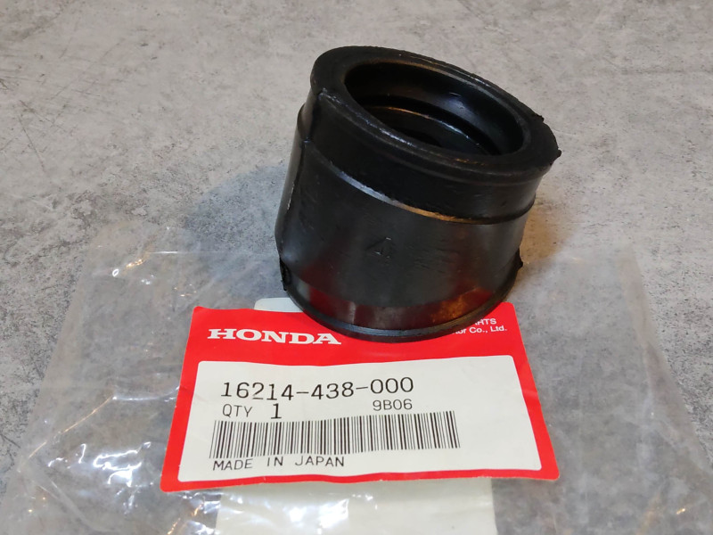Pipe d'admission cylindre numéro QUATRE de CB900/1100 BO/R HONDA 16214-438-000
