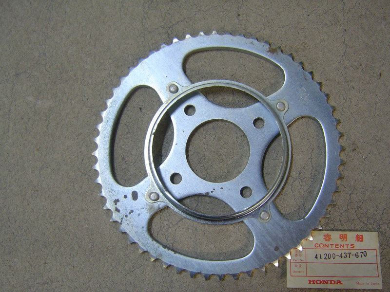 Couronne 56 dents Honda XL125S 79-90 - Réf. 41200-437-670