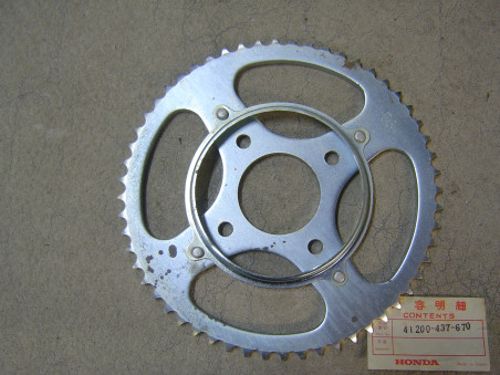 Couronne 56 dents Honda XL125S 79-90 - Réf. 41200-437-670