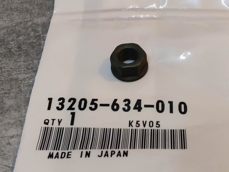 Ecrou de bielle HONDA 13205-634-010