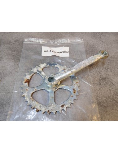 Pédale coté droit de P50 NEW OLD STOCK HONDA 40210-044-020NOS2