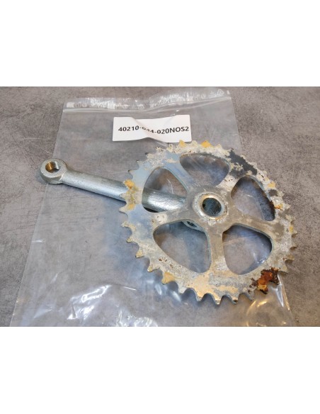 Pédale coté droit de P50 NEW OLD STOCK HONDA 40210-044-020NOS2