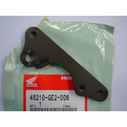 Support étrier avant Honda MBX80SW NSR50AK – Réf. 45210GE2006