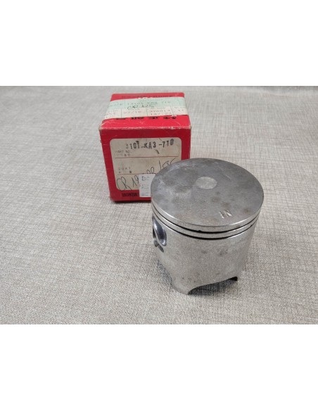 Piston cote standard pour modèles CR125RC/RD 82/83 idem références 13101KA3000