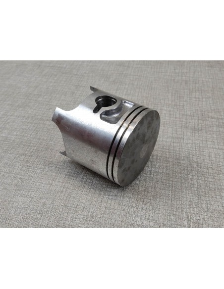 Piston cote standard pour modèles CR125RC/RD 82/83 idem références 13101KA3000