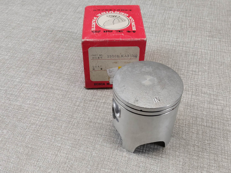 Piston cote std (d:54) pour CR125RF 85