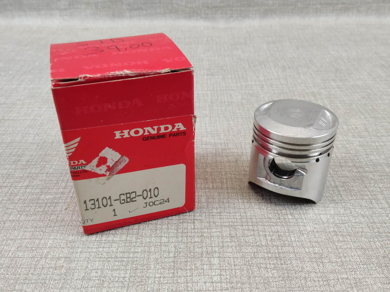 Piston cote standard ST50 DAX C50 CUB grèce neuf origine HONDA 13101-GB2-010