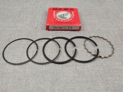 jeu de segments C70Z CUB C90Z  HONDA 13011-098-771 idem 13011-098-772