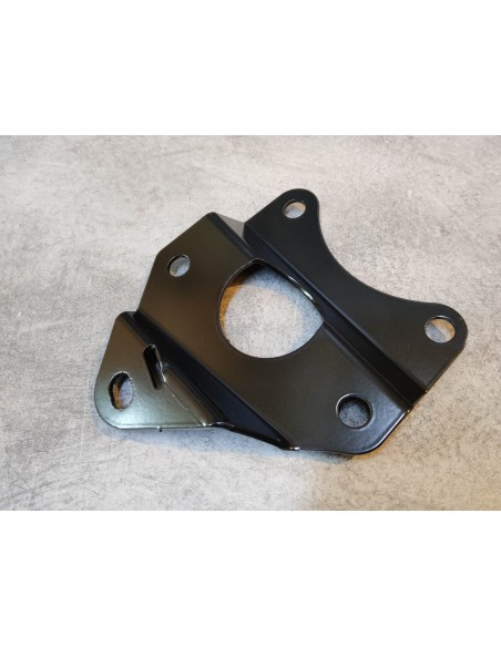 Patte coté gauche de silencieux ADAPTABLE CB350 FOUR HONDA 18425-333-010