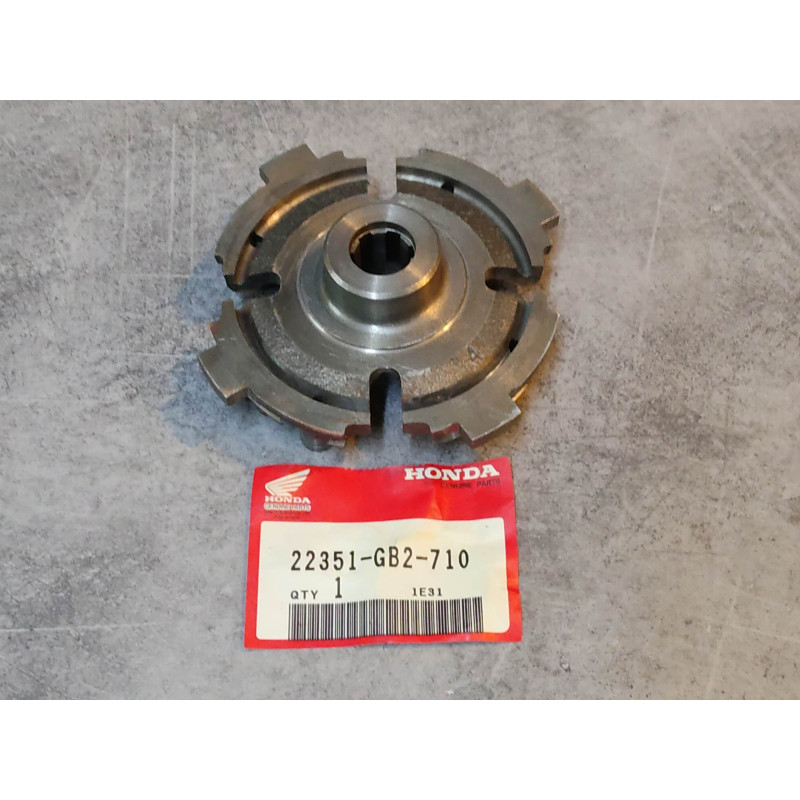 Plateau commande embrayage C50 CUB XR50R ZB50 ST50 Z50...HONDA 22351-GB2-710