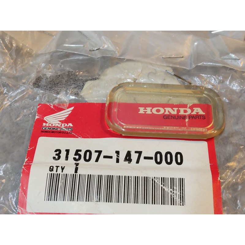Cache batterie NC50 1977-1981 HONDA 31507-147-000