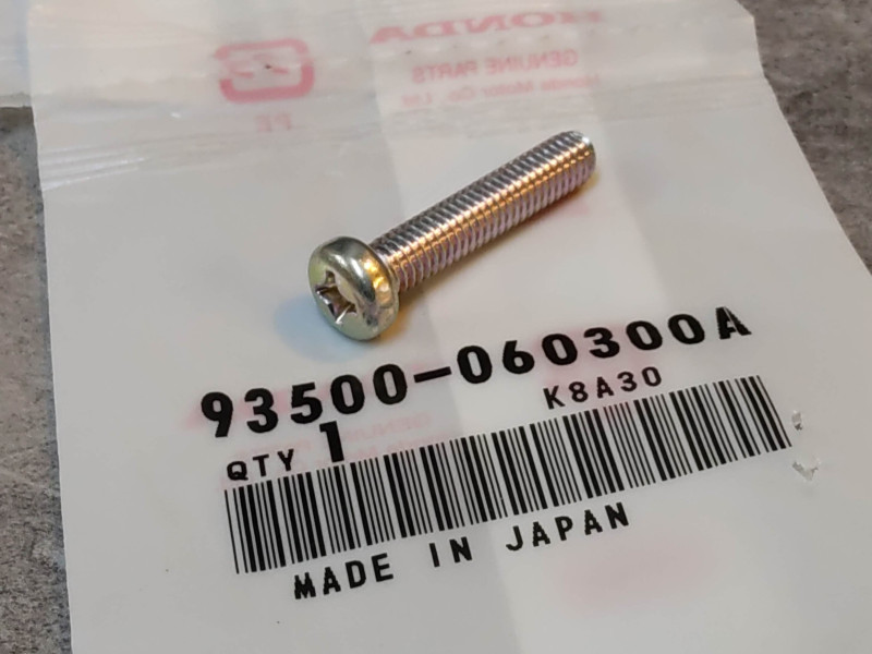Vis cruciforme 6x30 mm HONDA 93500-060300A