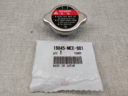 Bouchon de radiateur CB600F HORNET 2007/2009 neuf origine HONDA 19045-MCE-901