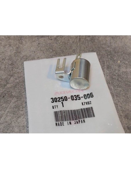 Condensateur d'allumage CT70 SS50 SL70 ST50/70 DAX C50 CUB HONDA 30250-035-006