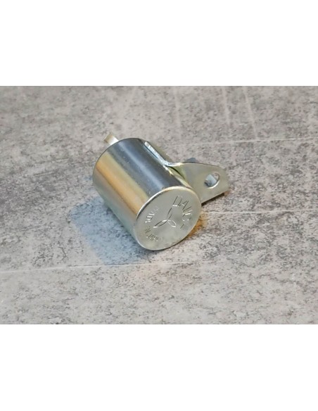 Condensateur ADAPTABLE S65 CT70 SS50 ST50/70 DAX HONDA 30250-035-006P