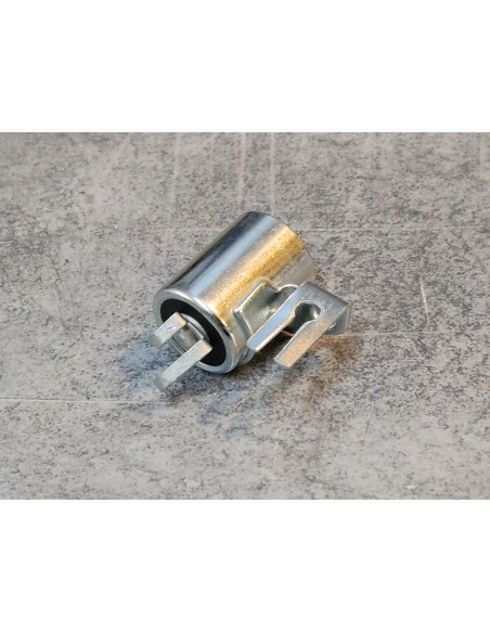 Condensateur ADAPTABLE S65 CT70 SS50 ST50/70 DAX HONDA 30250-035-006P