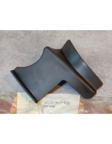 Bavette coté droit GL1200 L/A/I/D/SEI HONDA 80110-MG9-680