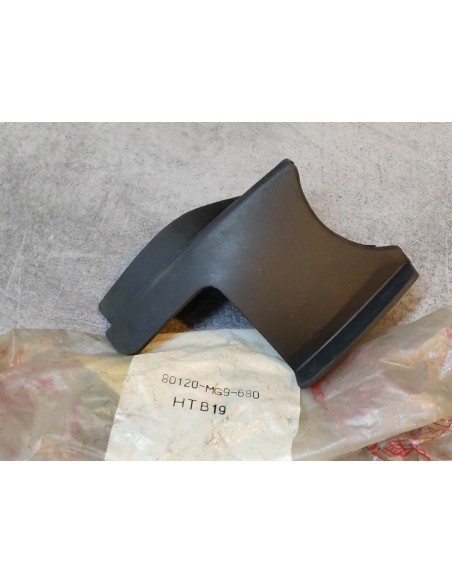 Bavette gauche GL1200 L/A/I/D/SEI HONDA 80120-MG9-680