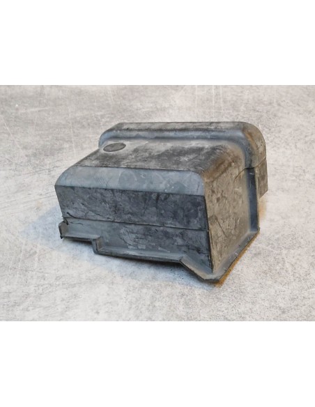 Conduit d'entrée d'air coté droit VF750S SABRE 1982 HONDA 17254-MB0-670