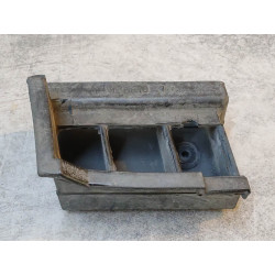 Conduit d'entrée d'air coté droit VF750S SABRE 1982 HONDA 17254-MB0-670