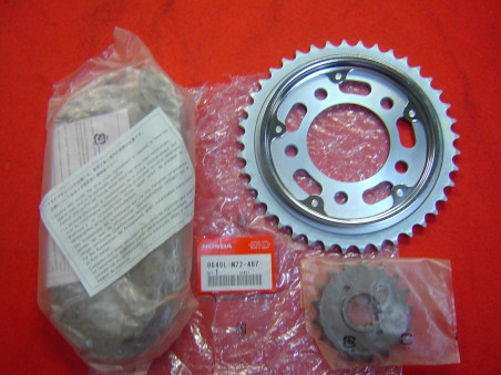 Kit chaîne 17x41 120 maillons Honda CBR1000 96 | Réf. 0640L-MZ2-407