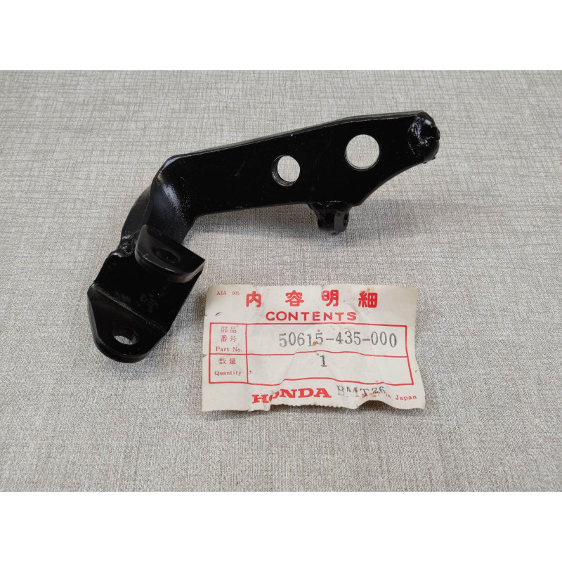 Support repose pied AV Droit XL500S Z/SA/SB 1979/81 HONDA 50615-435-000