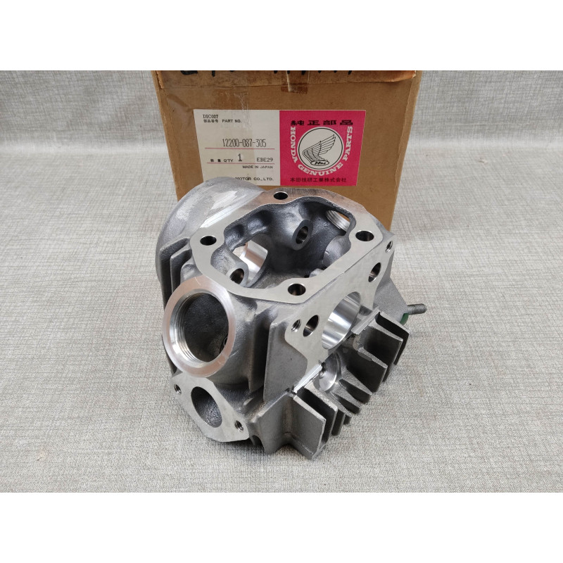 Culasse NUE neuve pour ST70 DAX C70 ATC70 CT70 CF70 ORIGINE HONDA 12200-087-305
