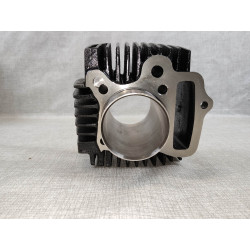 Cylindre neuf pour CUB C100 1988/95 CD100 SS origine HONDA 12101-GN5-910
