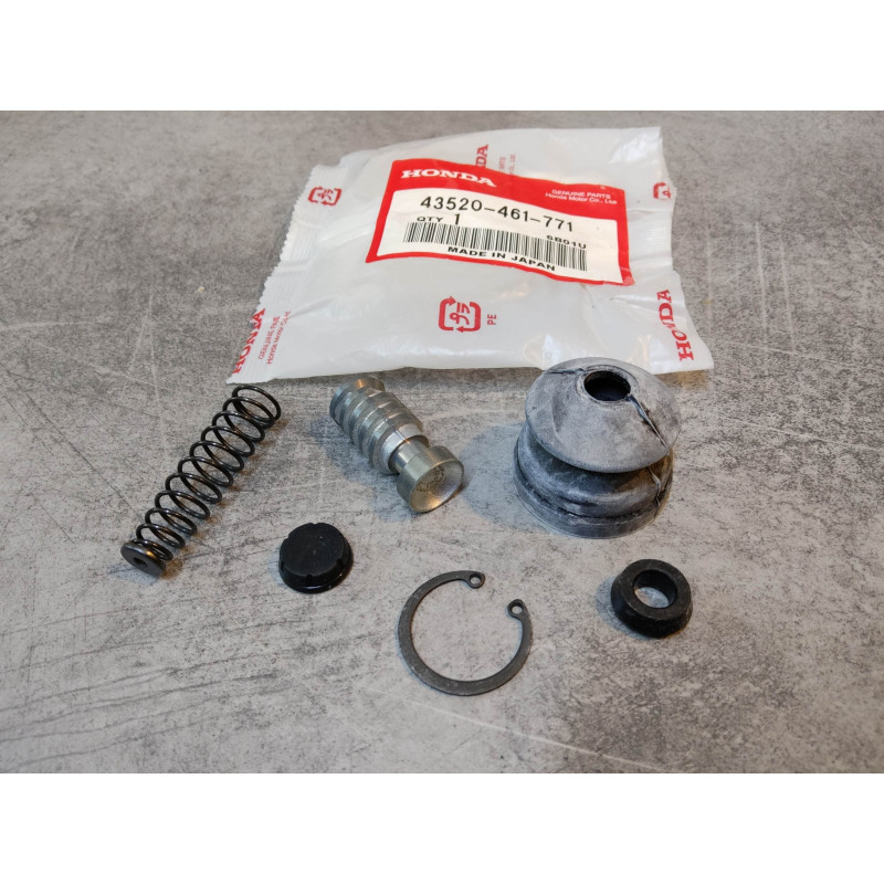 Kit réparation de maitre cylindre AR divers modèles ex: CB900FB FC CB750F2C