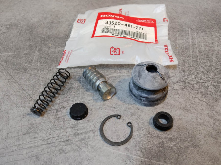 Kit réparation de maitre cylindre AR divers modèles ex: CB900FB FC CB750F2C