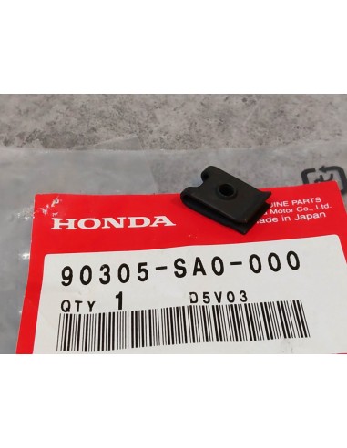 Ecrou agrafe 4 mm HONDA 90305-SA0-000