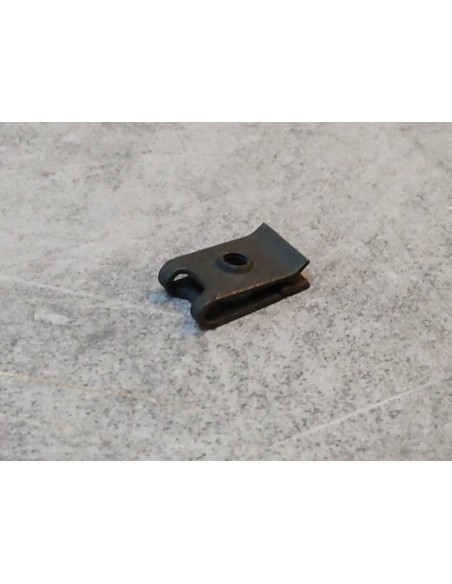 Ecrou agrafe 4 mm HONDA 90305-SA0-000