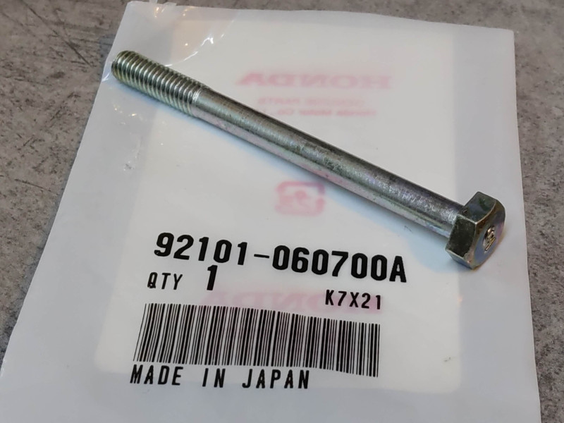 Vis boulon hexagonal 6x70 mm HONDA 92101-060700A