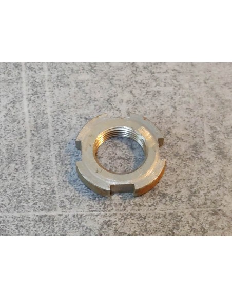 Ecrou à créneaux 14 mm P50 CA100/102 C320A C105 C65 C240 HONDA 90231-001-000