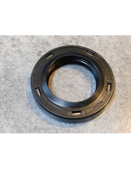 Joint spi 25x40x7 mm XR250 XR400 FMX650 XRF750 HONDA 91252-KCY-671