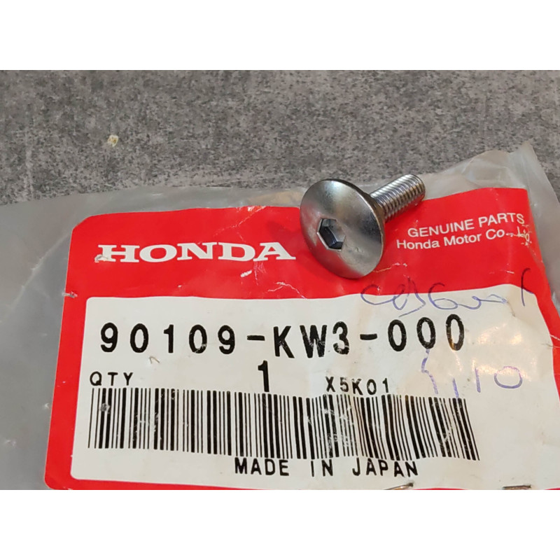 Vis BTR spéciale épaulée 5x17 mm HONDA 90109-KW3-000