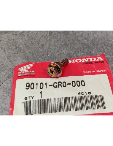 Vis auto-taraudeuse 5x14 mm CH125 SJ50/100 NTS50 NH50/90 HONDA 90101-GR0-000