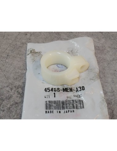 Guide durite de frein CRF250R CRF450R HONDA 45468-MEN-A30