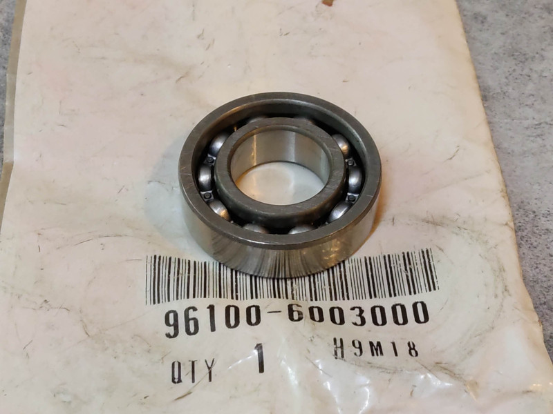 Roulement à billes C50 CUB CB750 CB900 CB1000 CB1100 VR30 HONDA 96100-6003000
