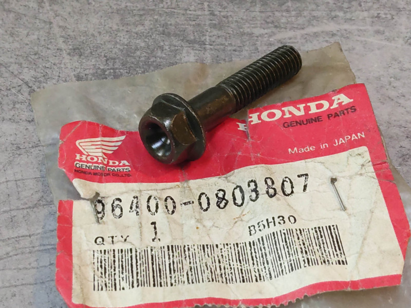 Vis à tête hexagonale 8x38 mm HONDA 96400-0803807