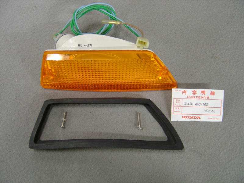 Clignotant avant droit Honda GL500 GL1100 - Réf 33400463702